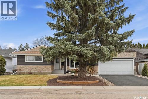 411 Auld CRESCENT  Saskatoon, SK S7H 4X2