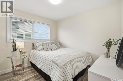 411 Auld Crescent, Saskatoon, SK - Indoor Photo Showing Bedroom