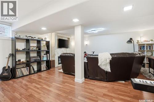 411 Auld Crescent, Saskatoon, SK - Indoor