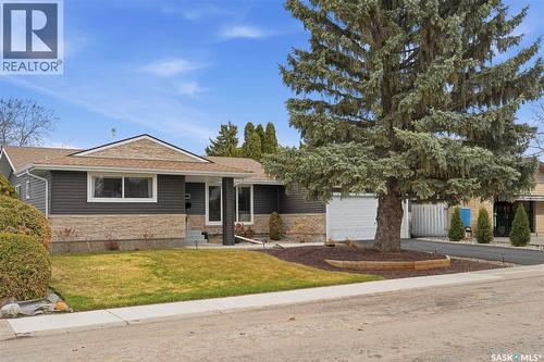 411 Auld Crescent, Saskatoon, SK - Outdoor