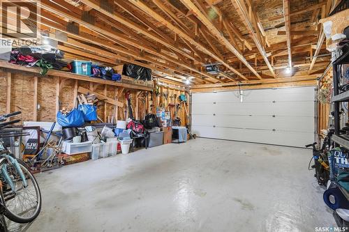 411 Auld Crescent, Saskatoon, SK - Indoor Photo Showing Garage
