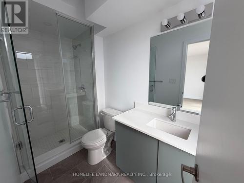 23 Bancroft Lane, Richmond Hill, ON - Indoor Photo Showing Bathroom