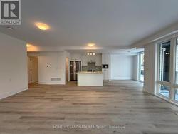 11 KERNS LANE Richmond Hill, ON L4E 1M1