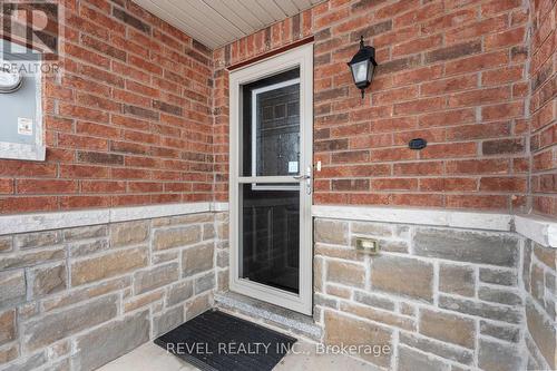 35 Sunset Way, Thorold, ON - Outdoor With Exterior