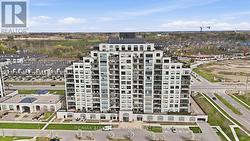 204 - 240 VILLAGEWALK BOULEVARD  London North (North R), ON N6G 0P6