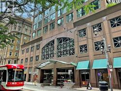 917 - 7 KING STREET E Toronto, ON M5C 1B2