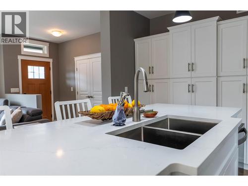 430 Buriview Drive, Nelson, BC - Indoor Photo Showing Kitchen With Double Sink