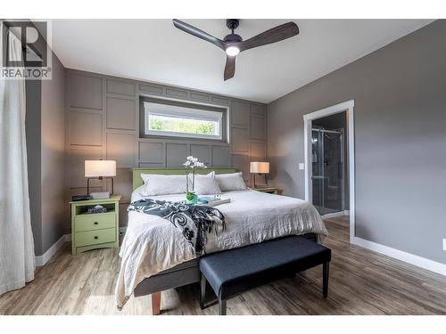430 Buriview Drive, Nelson, BC - Indoor Photo Showing Bedroom