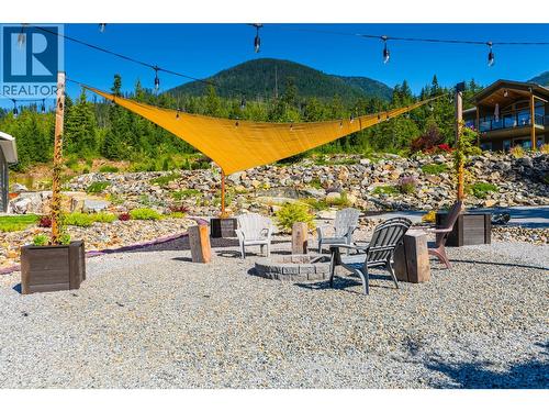 430 Buriview Drive, Nelson, BC - Outdoor