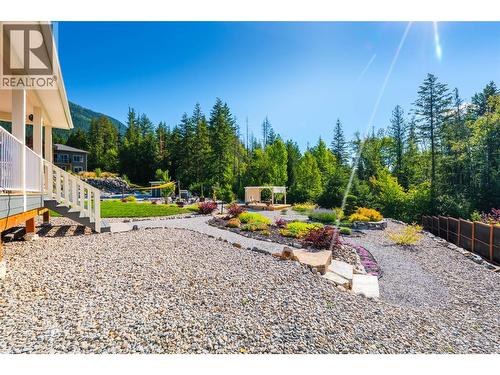 430 Buriview Drive, Nelson, BC - Outdoor