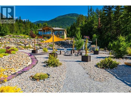 430 Buriview Drive, Nelson, BC - Outdoor