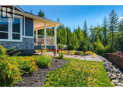 430 Buriview Drive, Nelson, BC - Outdoor