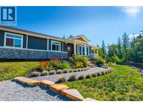430 Buriview Drive, Nelson, BC - Outdoor