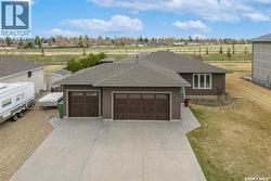 212 Iron Bridge DRIVE Moose Jaw, SK S6J 0B5