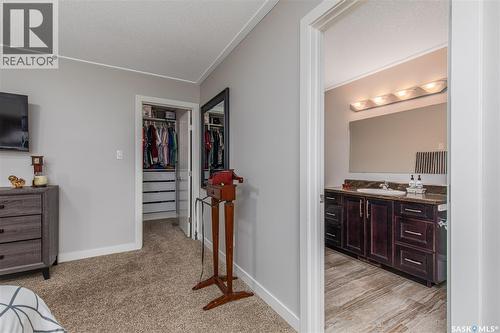 212 Iron Bridge Drive, Moose Jaw, SK - Indoor
