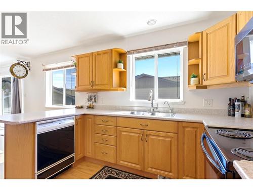 1411 Pears Place, Ashcroft, BC - Indoor Photo Showing Kitchen With Double Sink