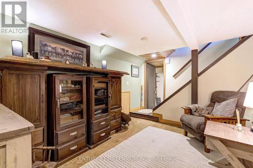 6046 3Rd Line, Essa, ON - Indoor Photo Showing Other Room