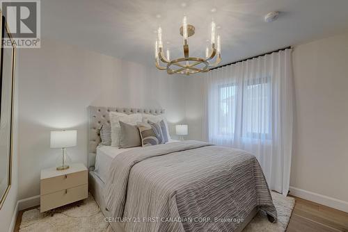 133 Basil Crescent, Middlesex Centre (Ilderton), ON - Indoor Photo Showing Bedroom