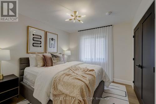 133 Basil Crescent, Middlesex Centre (Ilderton), ON - Indoor Photo Showing Bedroom