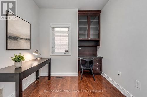 4208 Fuller Crescent, Burlington, ON - Indoor
