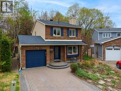 6075 FORESTGLEN CRESCENT Ottawa, ON K1C 5N6