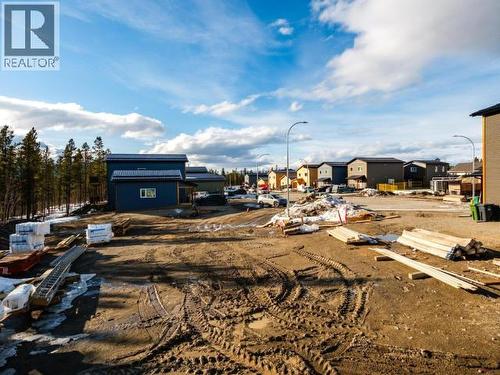 39 Beryl Place, Whitehorse, YT - Outdoor