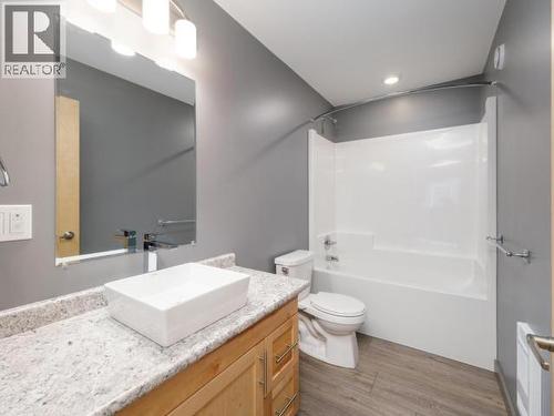 39 Beryl Place, Whitehorse, YT - Indoor Photo Showing Bathroom