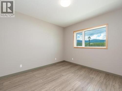 39 Beryl Place, Whitehorse, YT - Indoor Photo Showing Other Room