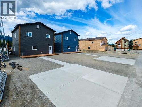 39 Beryl Place, Whitehorse, YT - Outdoor