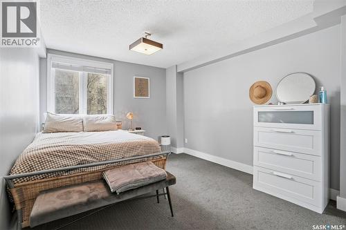 302 320 5Th Avenue N, Saskatoon, SK - Indoor Photo Showing Bedroom