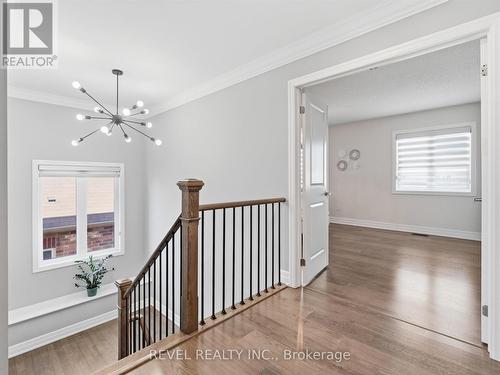 17 Mount Crescent, Essa, ON - Indoor Photo Showing Other Room