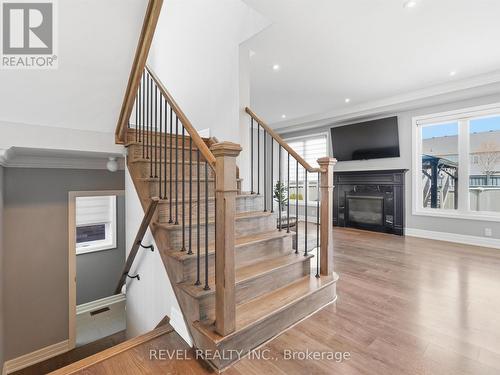 17 Mount Crescent, Essa, ON - Indoor Photo Showing Other Room With Fireplace