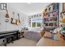 Second bedroom - 