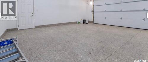 211 Burgess Bay, Saskatoon, SK - Indoor Photo Showing Garage