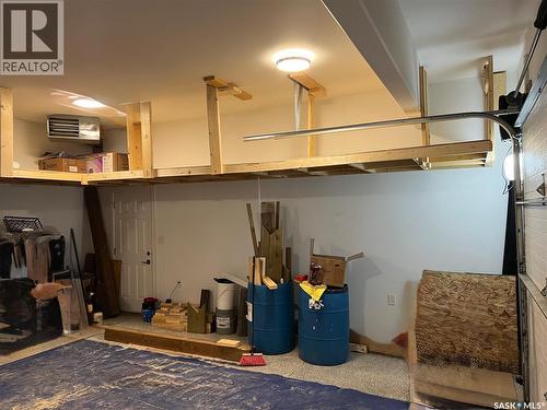 211 Burgess Bay, Saskatoon, SK - Indoor