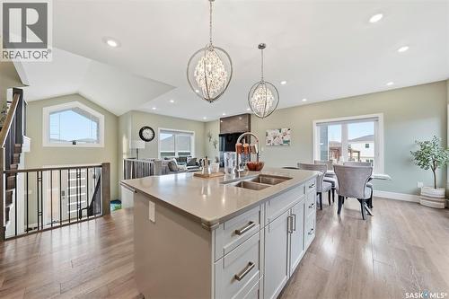 211 Burgess Bay, Saskatoon, SK - Indoor Photo Showing Kitchen With Double Sink