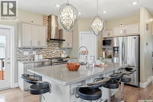 211 Burgess Bay, Saskatoon, SK - Indoor Photo Showing Kitchen With Stainless Steel Kitchen With Upgraded Kitchen