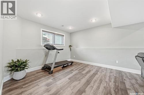 211 Burgess Bay, Saskatoon, SK - Indoor Photo Showing Gym Room