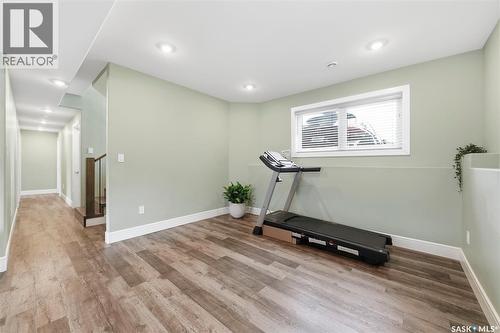 211 Burgess Bay, Saskatoon, SK - Indoor Photo Showing Gym Room
