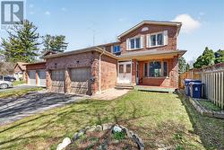 3 WINDRUSH TRAIL Toronto, ON M1C 3Y5