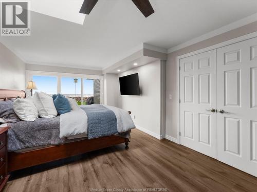 19050 Peninsula Street, Lakeshore, ON - Indoor Photo Showing Bedroom