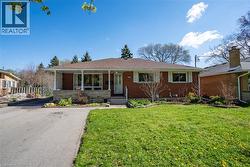 104 BONIFACE Avenue  Kitchener, ON N2C 1L9
