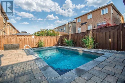 44 ROBITAILLE DRIVE  Brampton, ON L6R 0H6