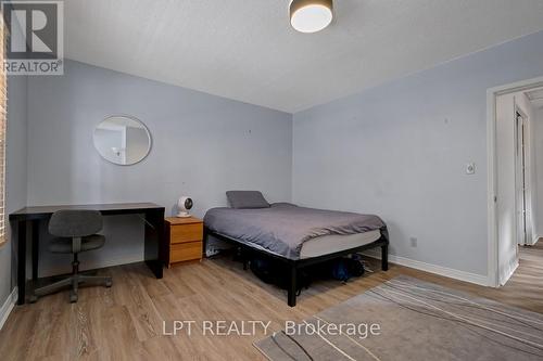 88 Norman Street, Ottawa, ON - Indoor Photo Showing Bedroom