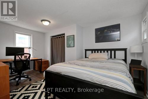 88 Norman Street, Ottawa, ON - Indoor Photo Showing Bedroom
