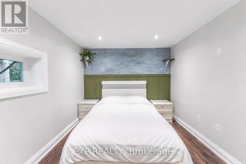 58 Rutledge Road, Mississauga, ON - Indoor Photo Showing Bedroom