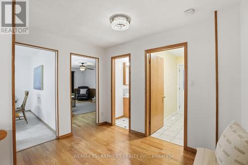 2127 Larabee Court, Burlington, ON - Indoor Photo Showing Other Room
