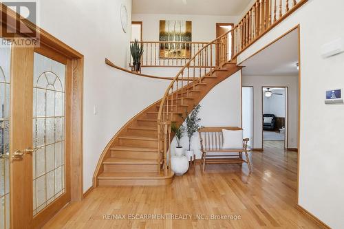 2127 Larabee Court, Burlington, ON - Indoor Photo Showing Other Room