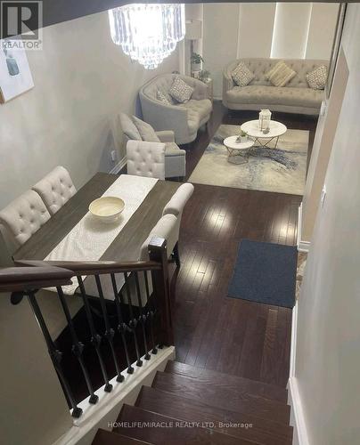 3528 Laddie Crescent, Mississauga, ON - Indoor