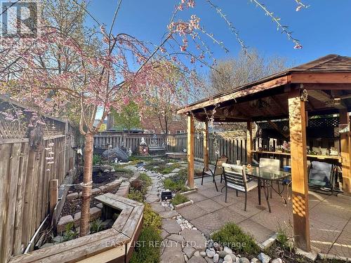 1104 Carding Mill Place, Mississauga, ON - Outdoor
